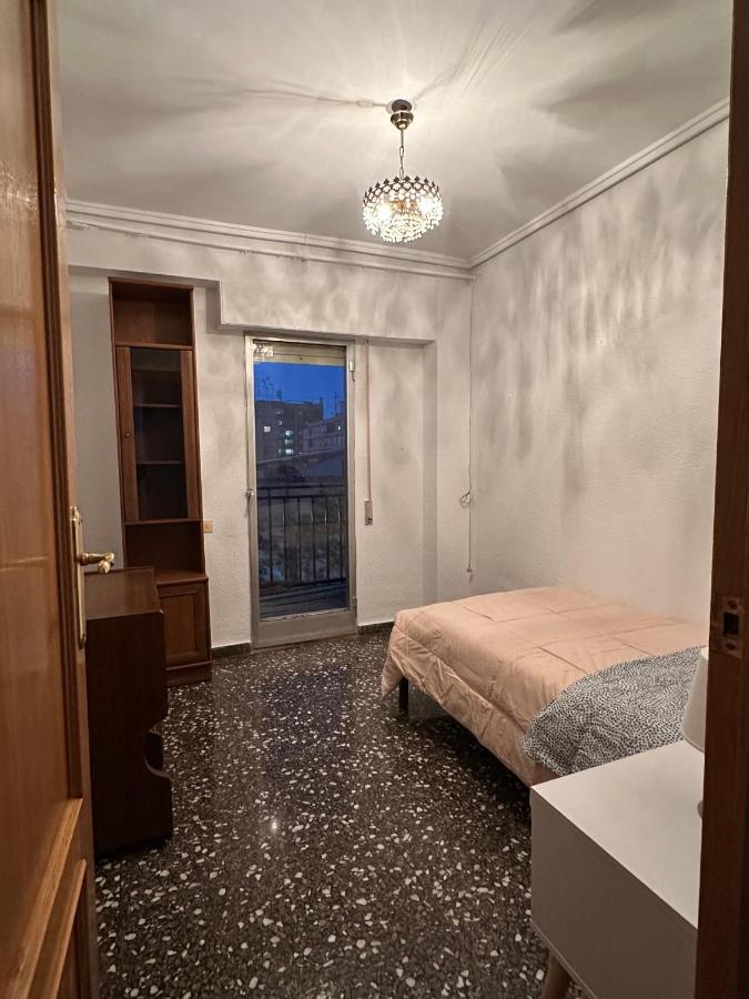 Jerry'S Home Валенсия Экстерьер фото